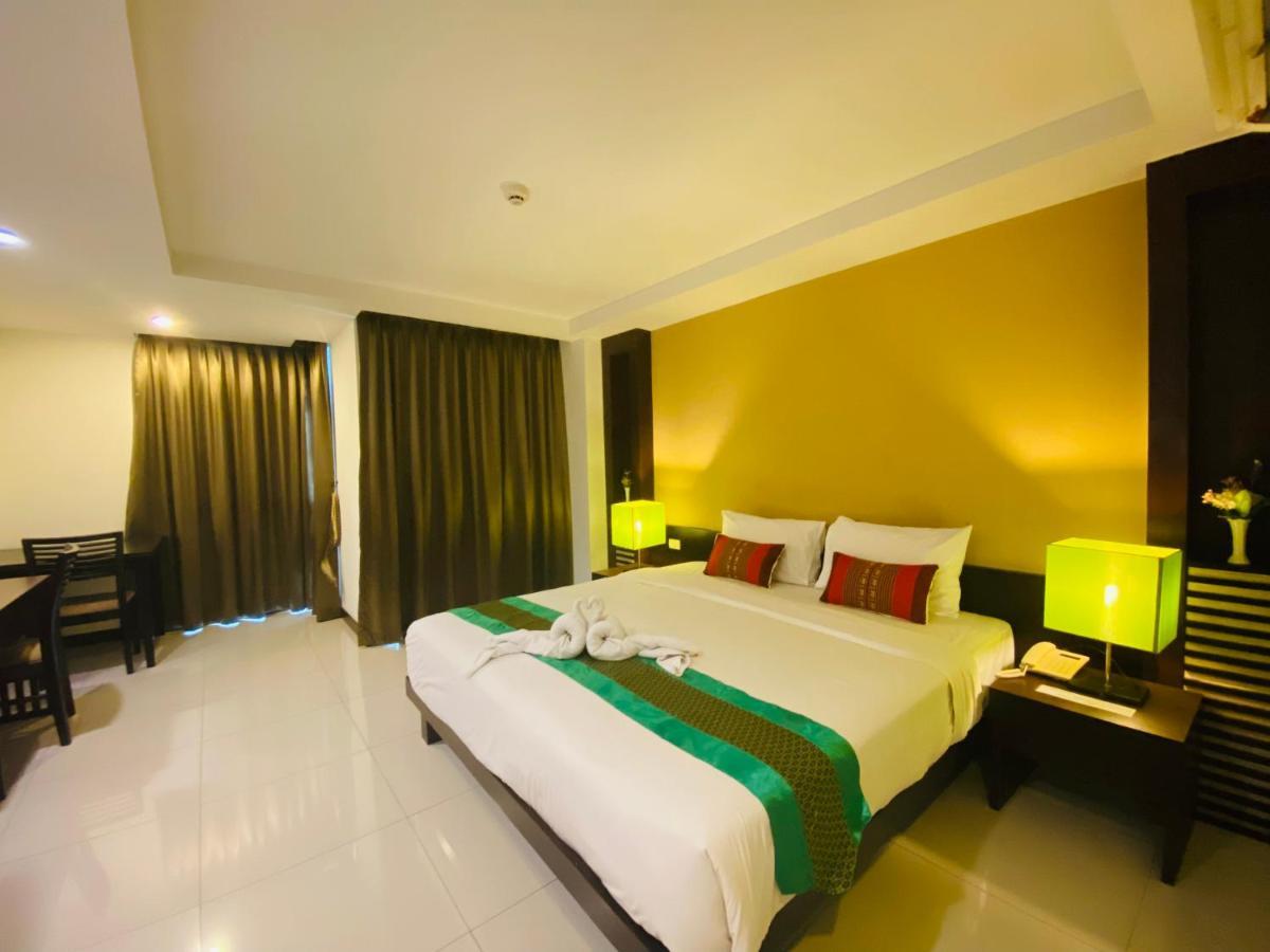 Tycoon Suite By Goad Avadhess Hospitality 1Km Walking Street Pattaya Beach מראה חיצוני תמונה