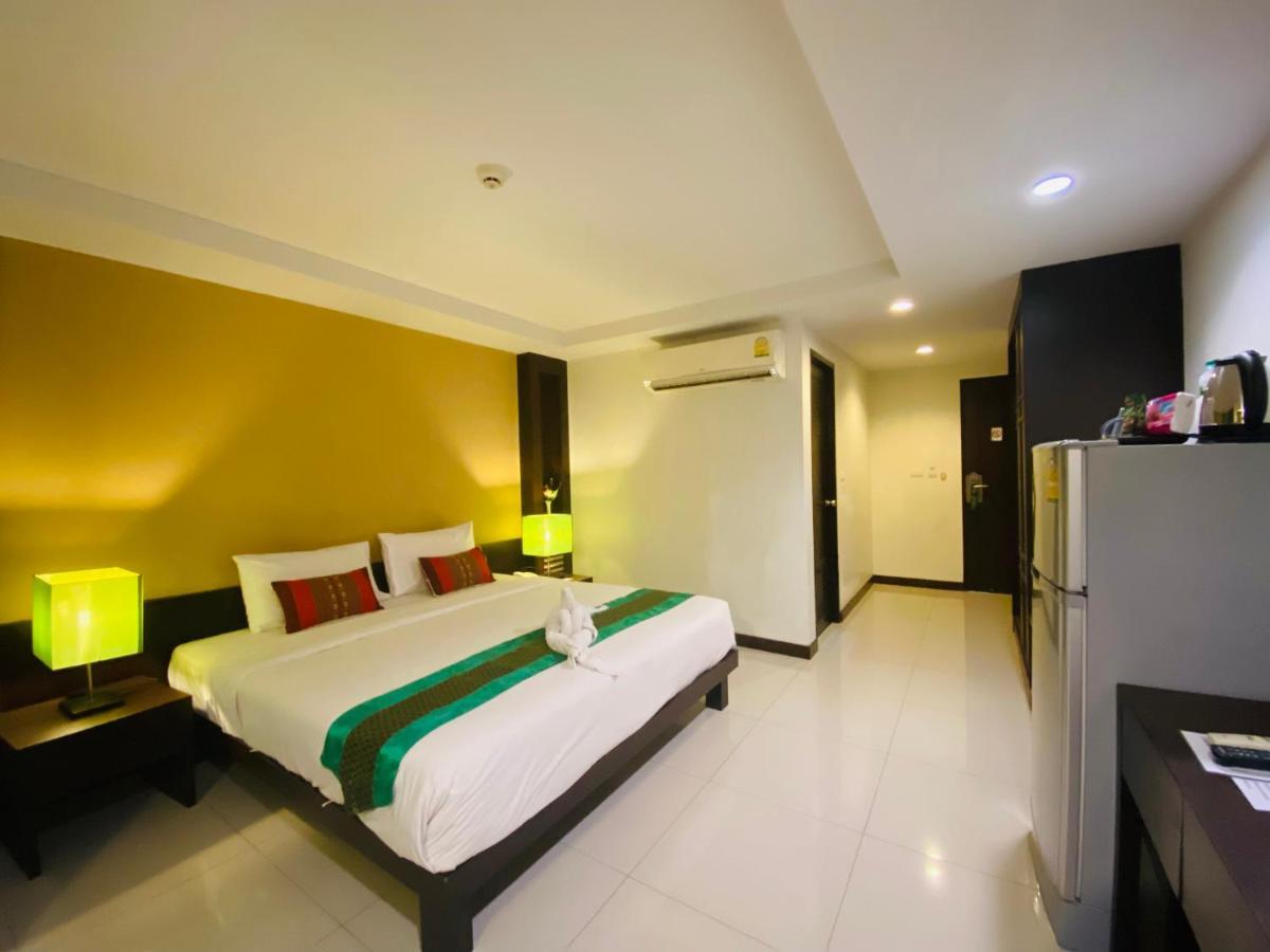 Tycoon Suite By Goad Avadhess Hospitality 1Km Walking Street Pattaya Beach מראה חיצוני תמונה