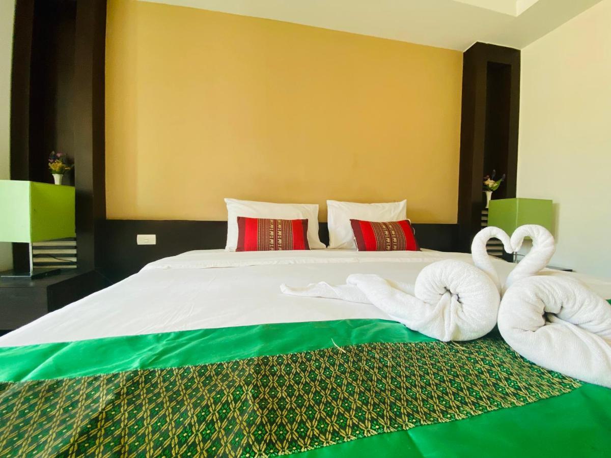 Tycoon Suite By Goad Avadhess Hospitality 1Km Walking Street Pattaya Beach מראה חיצוני תמונה