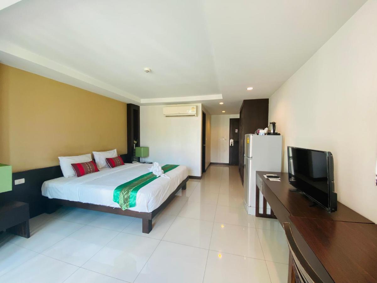 Tycoon Suite By Goad Avadhess Hospitality 1Km Walking Street Pattaya Beach מראה חיצוני תמונה